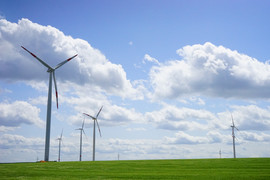 Snazší a rychlejší výstavba solárních a větrných elektráren. Pomohou akcelerační zóny Snazší a rychlejší výstavba solárních a větrných elektráren. Pomohou akcelerační zóny