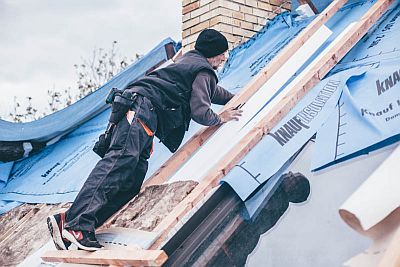 Rekonstrukce zateplení střechy chalupy na Dobříšsku, zdroj: KNAUF