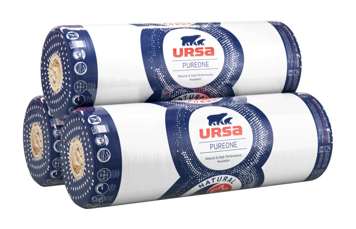 Minerální izolace URSA PUREONE v rolích pro zateplení šikmé střechy
