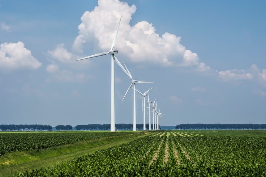 Vláda chce i nadále podporovat rozvoj obnovitelné, čisté energie