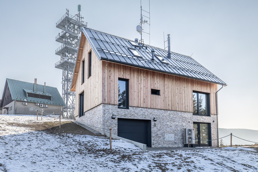 Hliníkové jádro dodává krytině SATJAM Rapid DeLuxe vysokou odolnost vůči korozi a klimatickým vlivům a dlouhou životnost s minimálními nároky na údržbu.