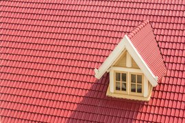 Seriál zednictví na střechách - 1.díl: Střešní vikýř na obvodové stěně