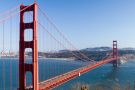 Golden Gate - most vábící turisty, filmaře i sebevrahy