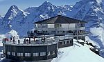 Prefa, Schilthorn (CH), 2 971 m n.m., PREFA Falcovaná taška, antracit Prefa, Schilthorn (CH), 2 971 m n.m., PREFA Falcovaná taška, antracit