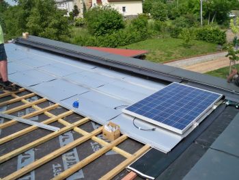 Realizace fotovoltaiky - tzv. Střecha ve střeše 